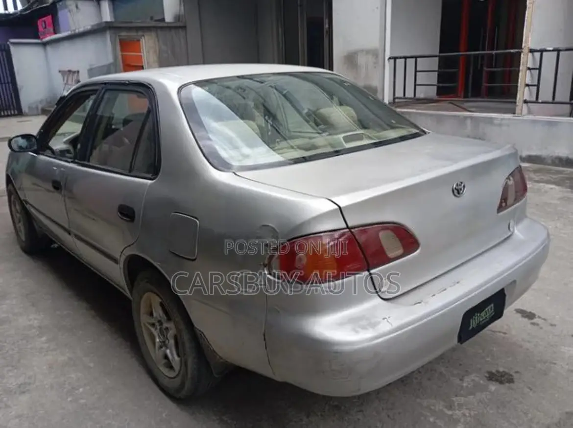 Toyota Corolla X 1.3 Automatic 2000 Silver