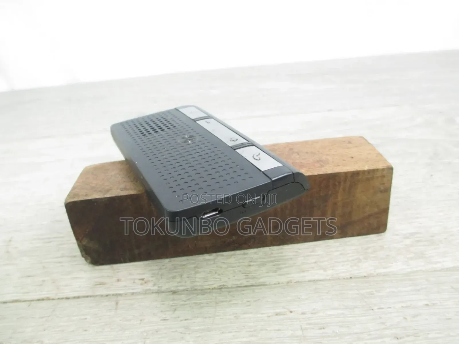Motorola Syn3104b T215 Bluetooth in-Car Speakerphone