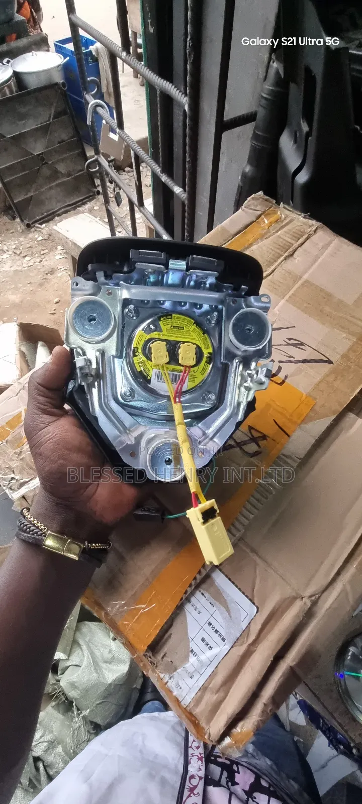 Steering Airbag.....