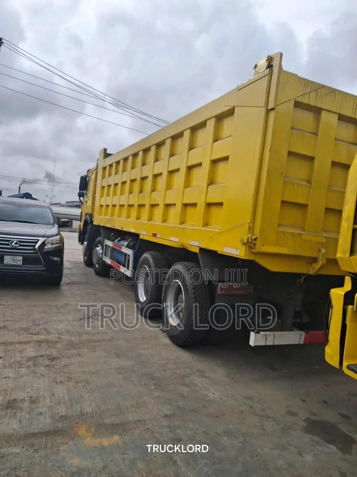 12tyres Howo Dump Truck