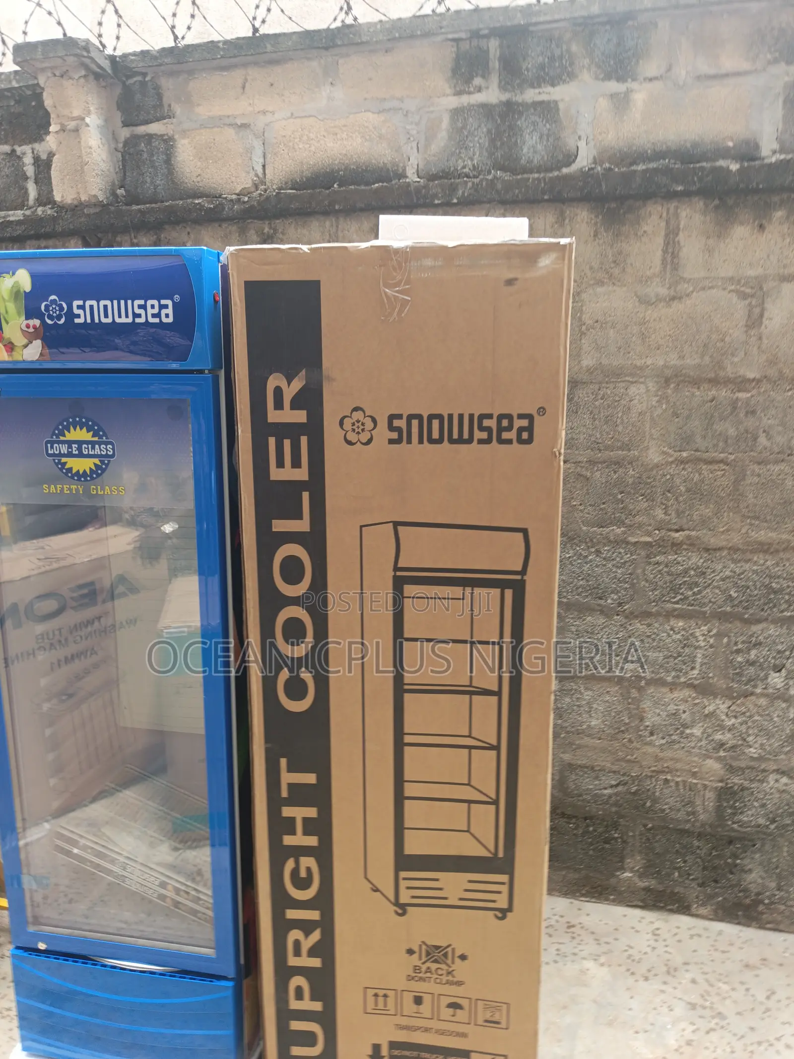 Top Pick Snowsea 300 Liters Upright Showcase Freezer Chiller Lc-300
