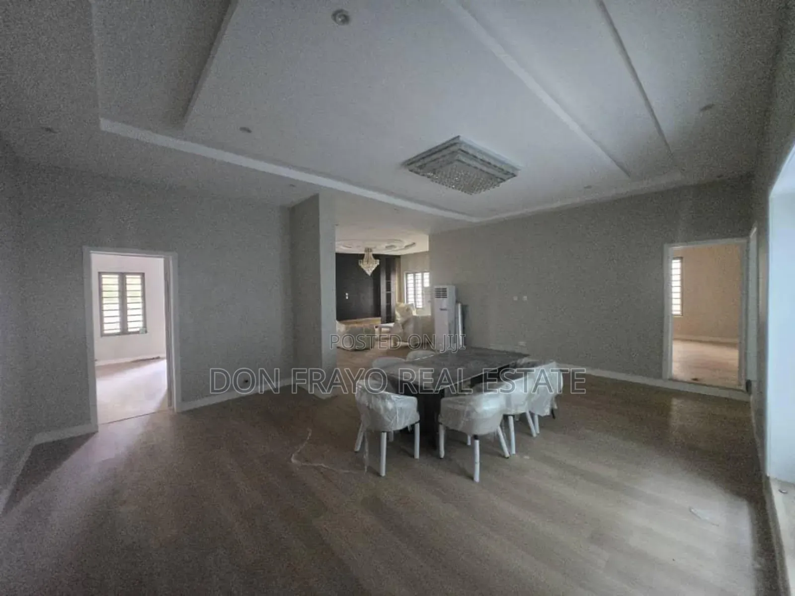 5bdrm Bungalow in Aiyegoro Estate, Akobo for sale