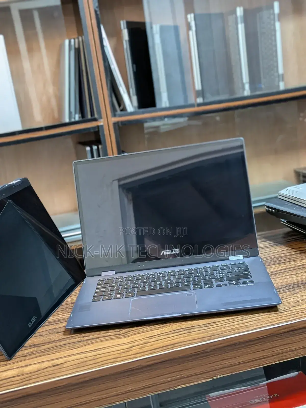 Laptop Asus VivoBook Flip 14 TP412UA 8GB Intel Core I5 SSD 256GB