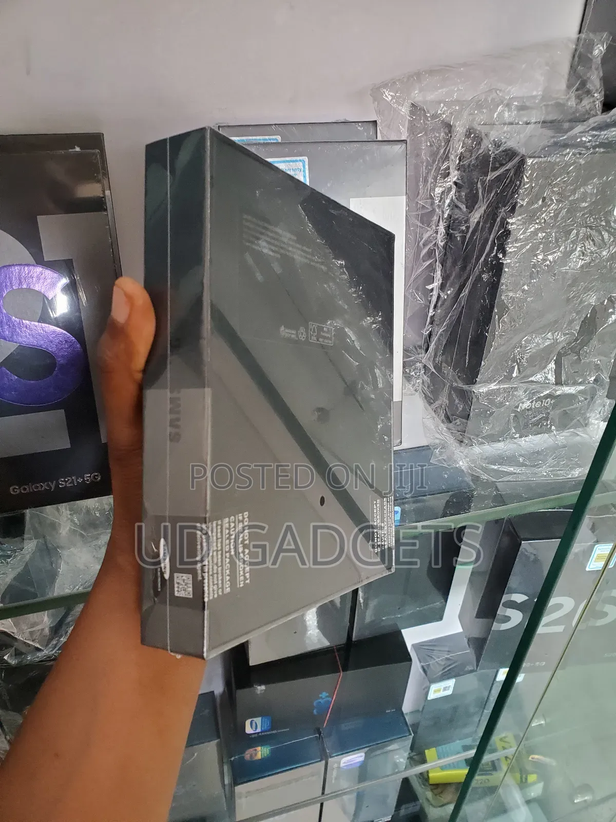 New Samsung Galaxy Z Fold4 512 GB Black