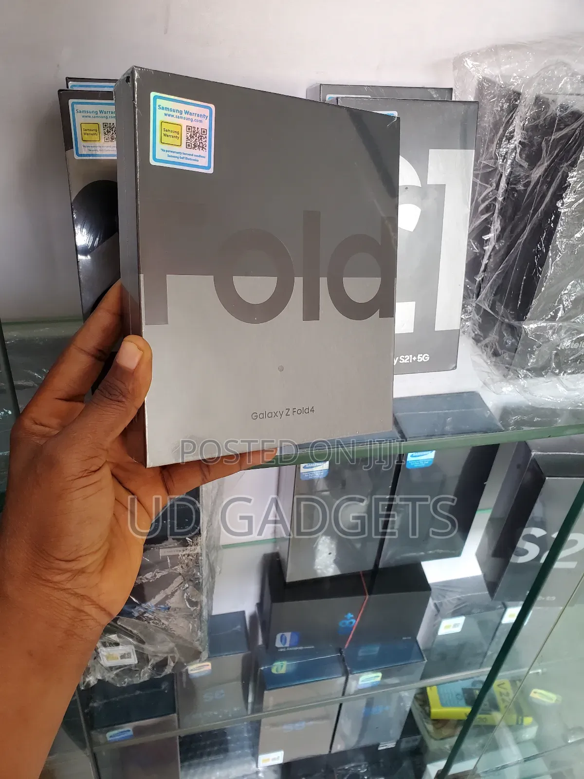 New Samsung Galaxy Z Fold4 512 GB Black