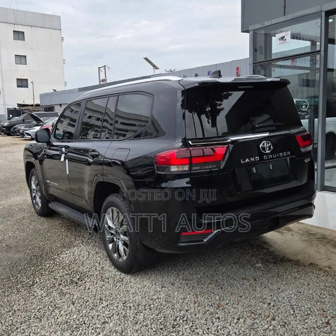 New Toyota Land Cruiser LC300 2025 Black