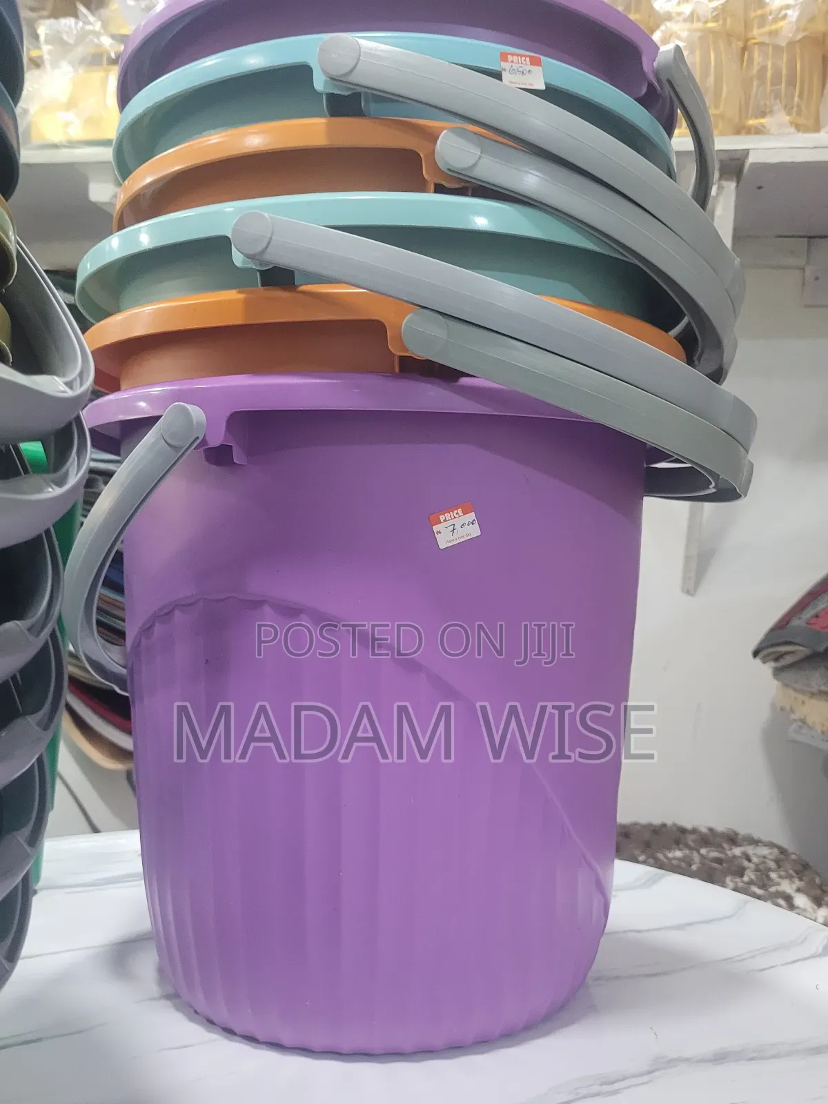 High Quality Bucket