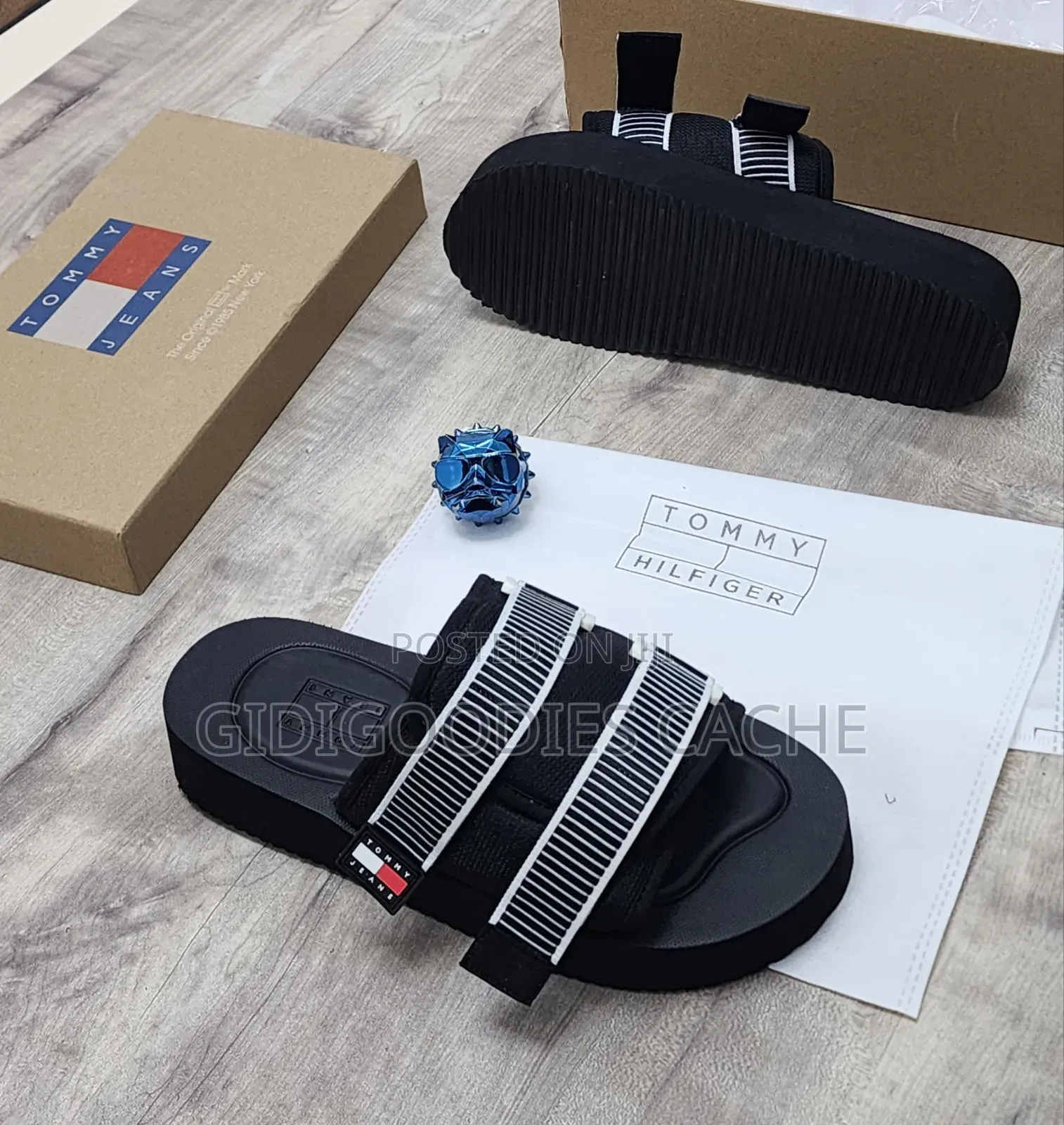 Tommy Hilfiger Velcro Slides