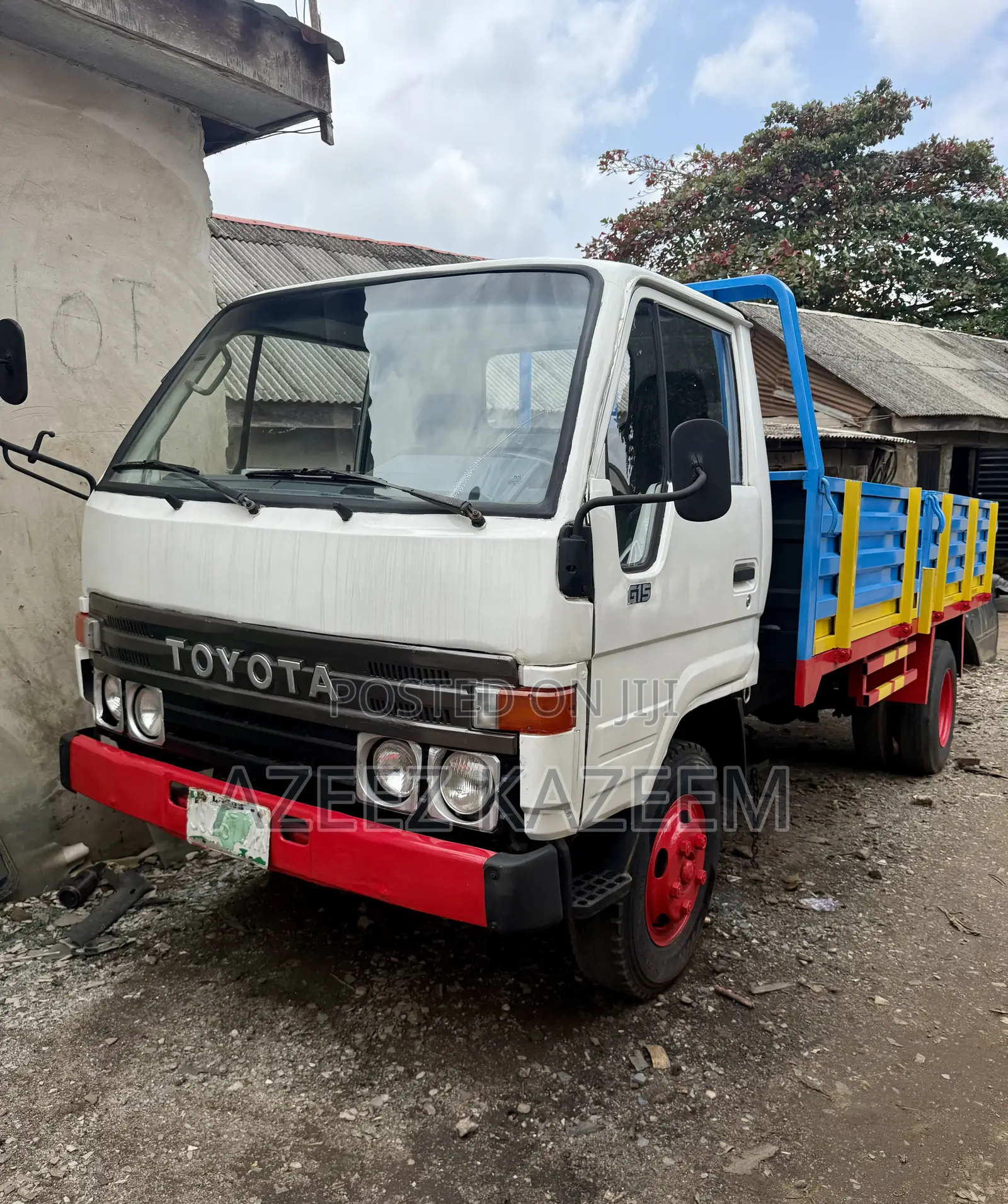 Toyota Dyna 250 Long Chasis Old Model Petrol Engine 14f