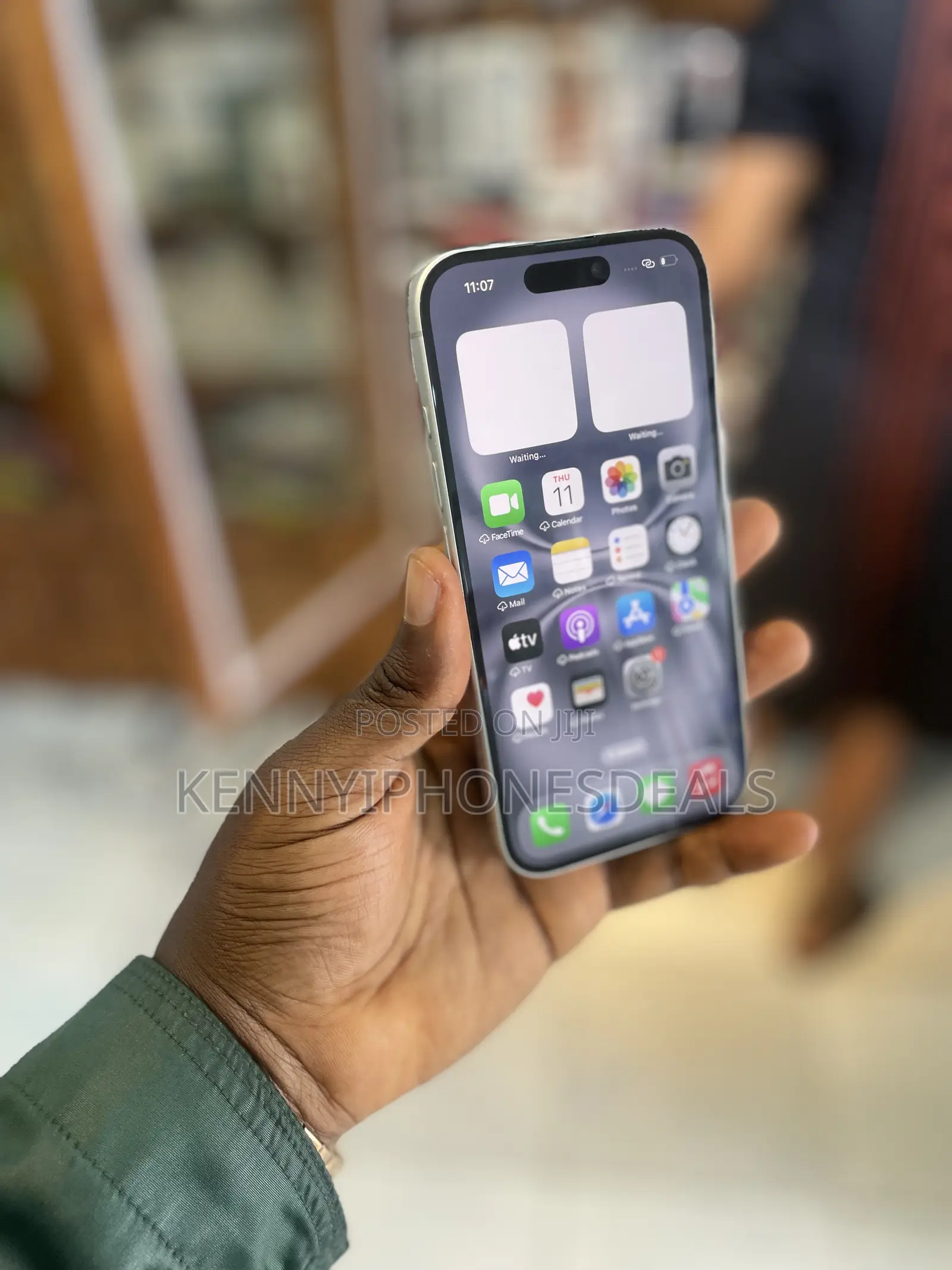 Apple iPhone 16 128 GB White