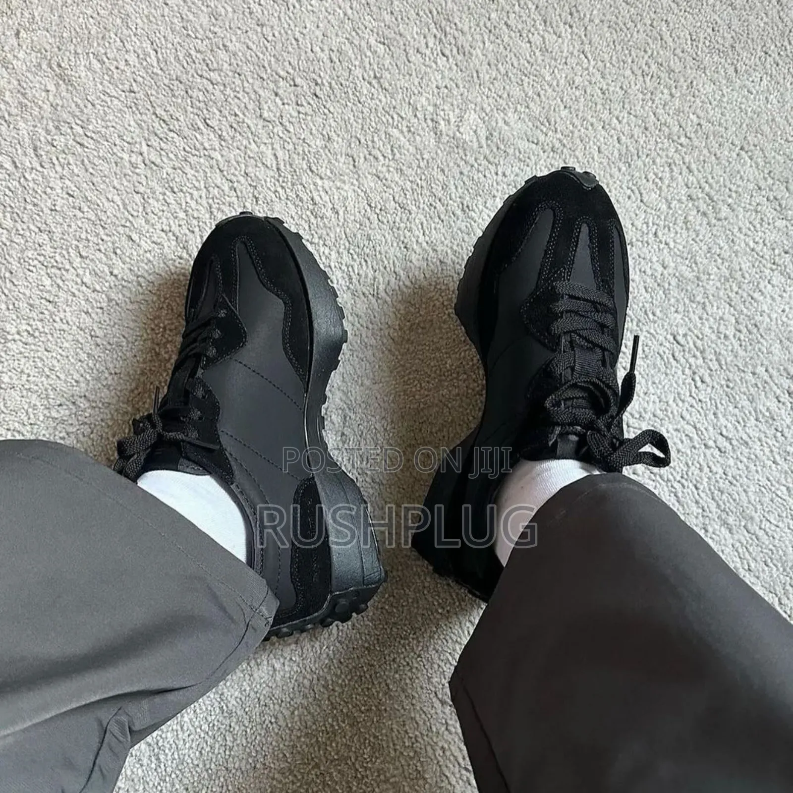 New Balance 327 Triple Black Sneakers