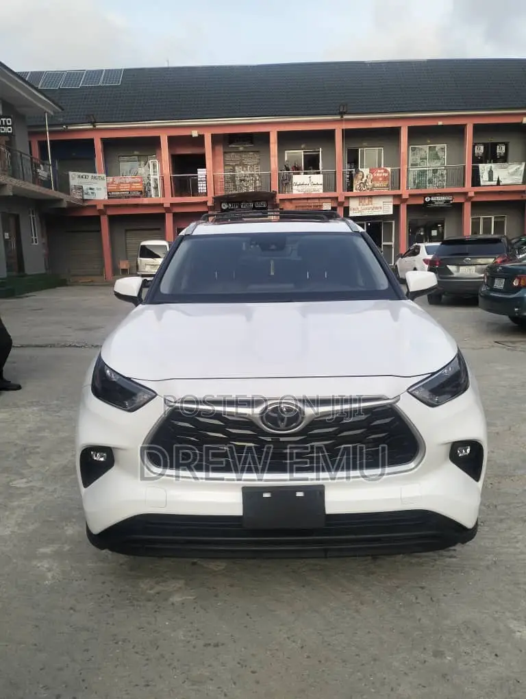 Toyota Highlander 2023 White
