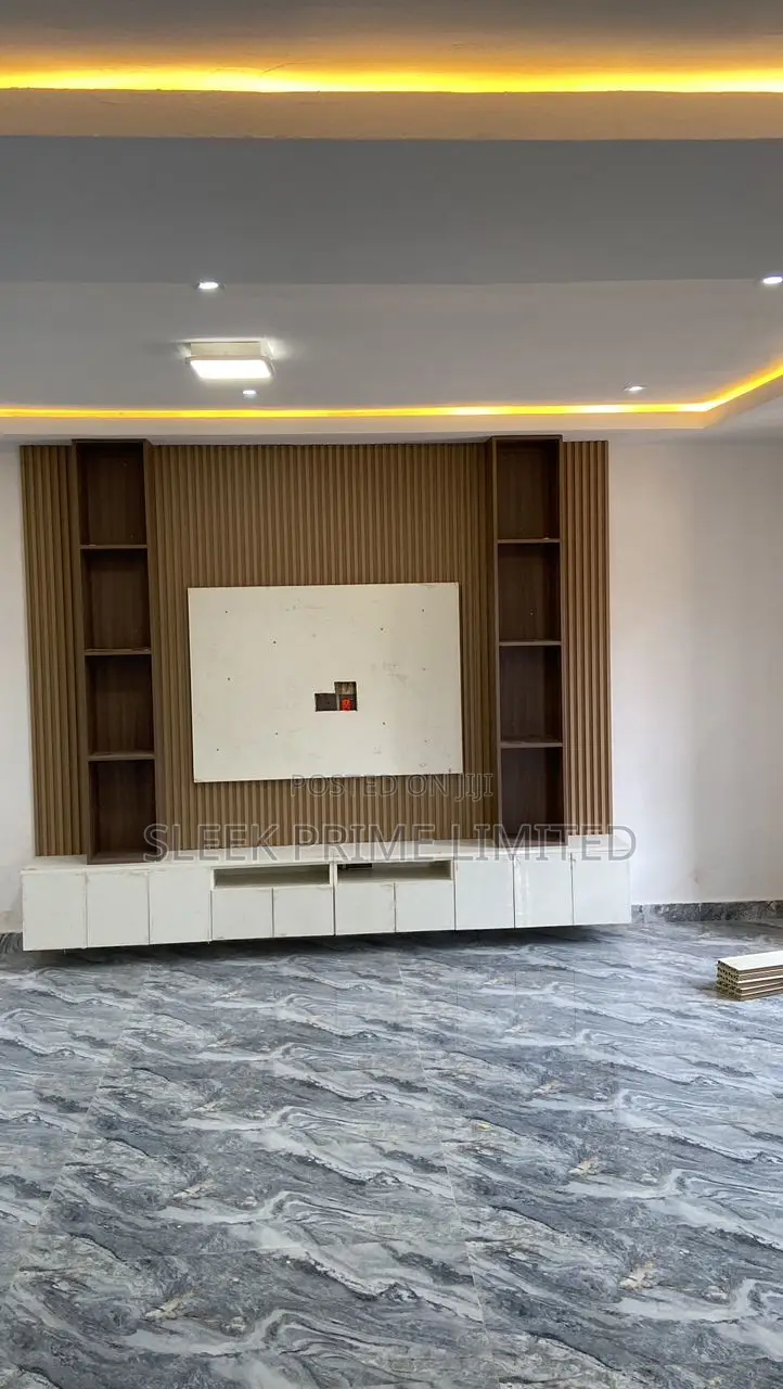 Furnished 4bdrm Duplex in FHA for sale