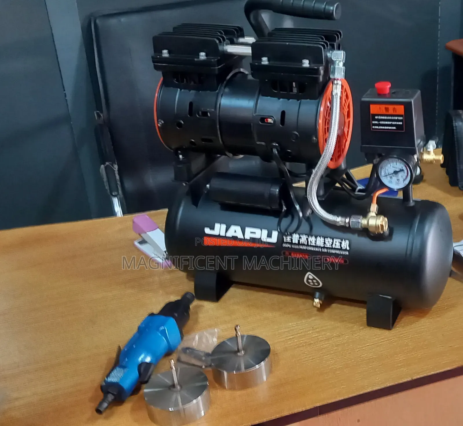 Pneumatic Capping Machine With 70mm/73mm Capping Head and Compressor
