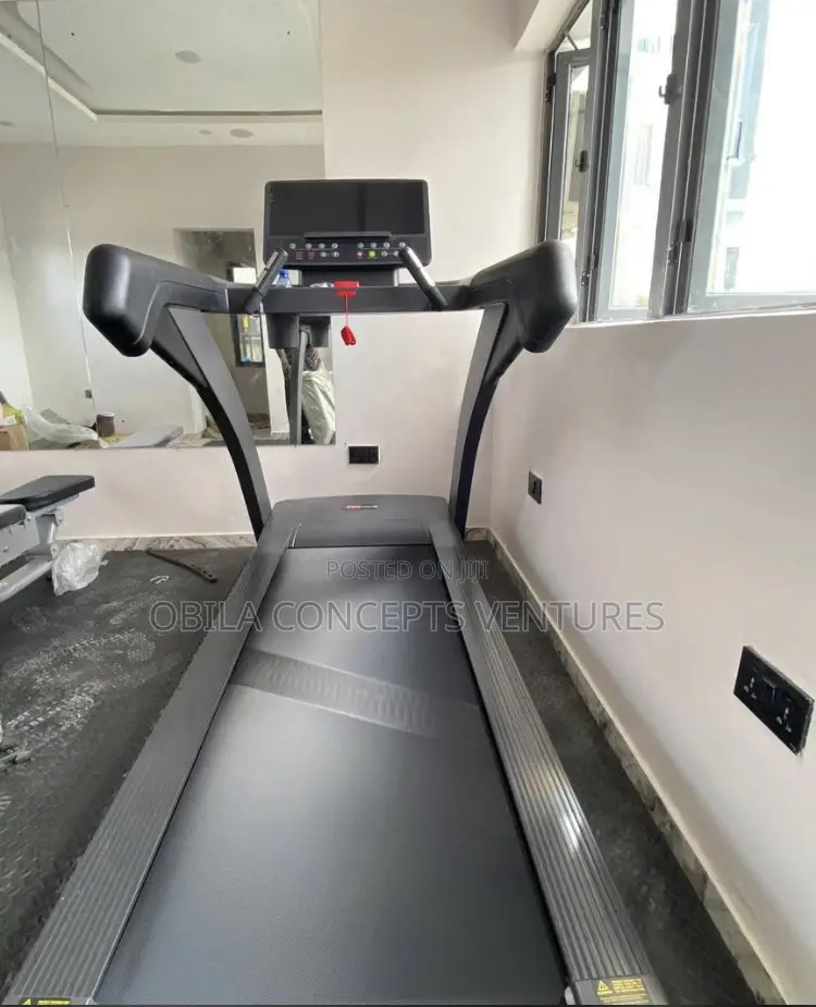 7hp 2025 American Treadmill With 24inch Android Wifi Touchscreen