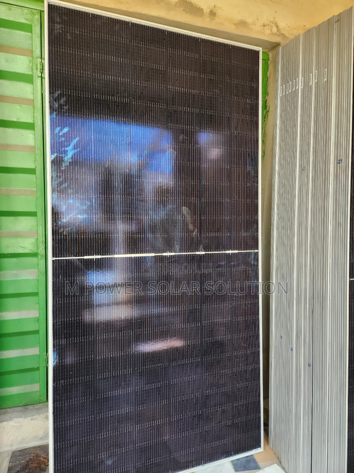 580w Jinko Solar Panels