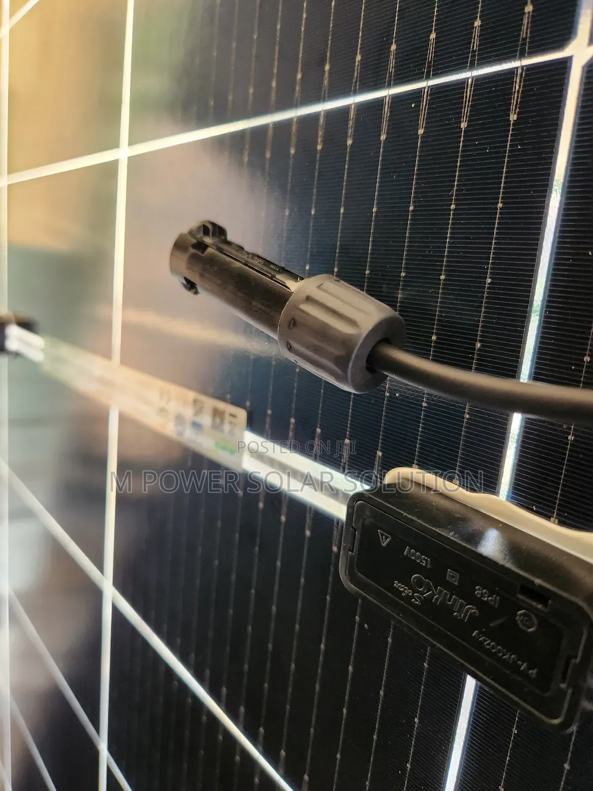 580w Jinko Solar Panels