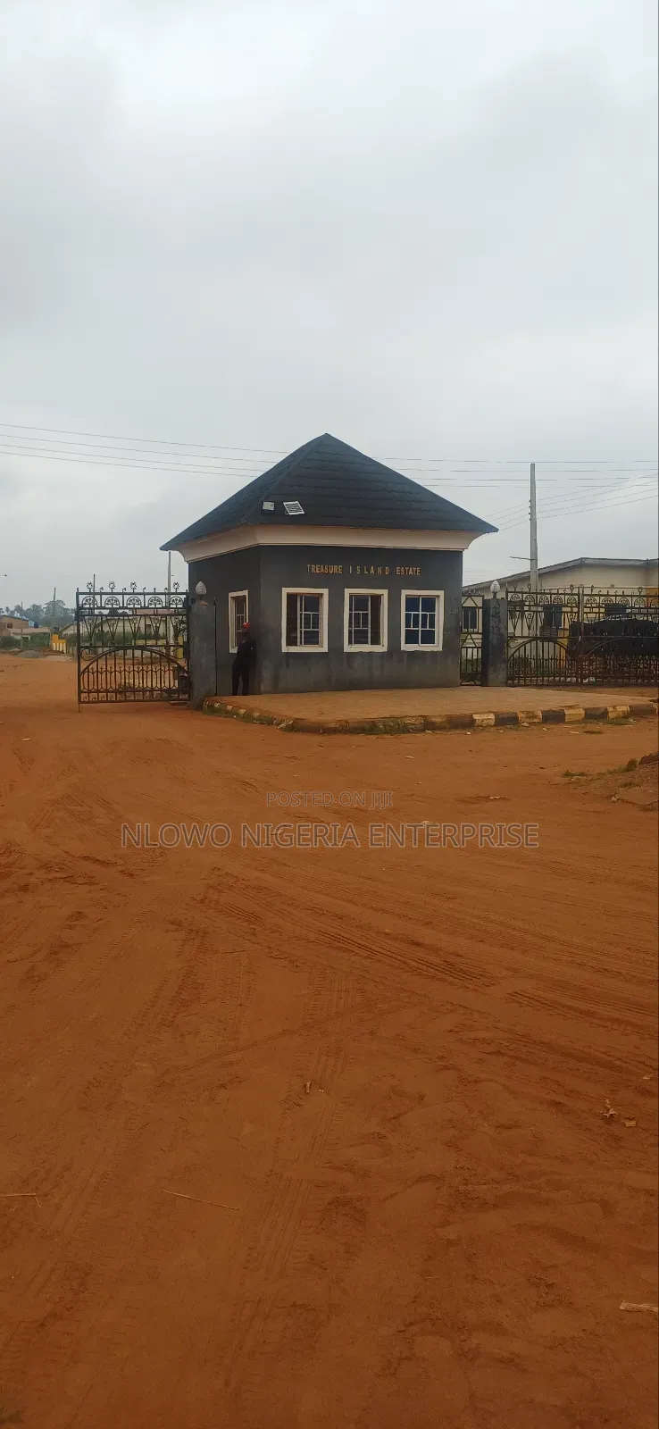 3bdrm Bungalow in Treasure Island, Shimawa for sale