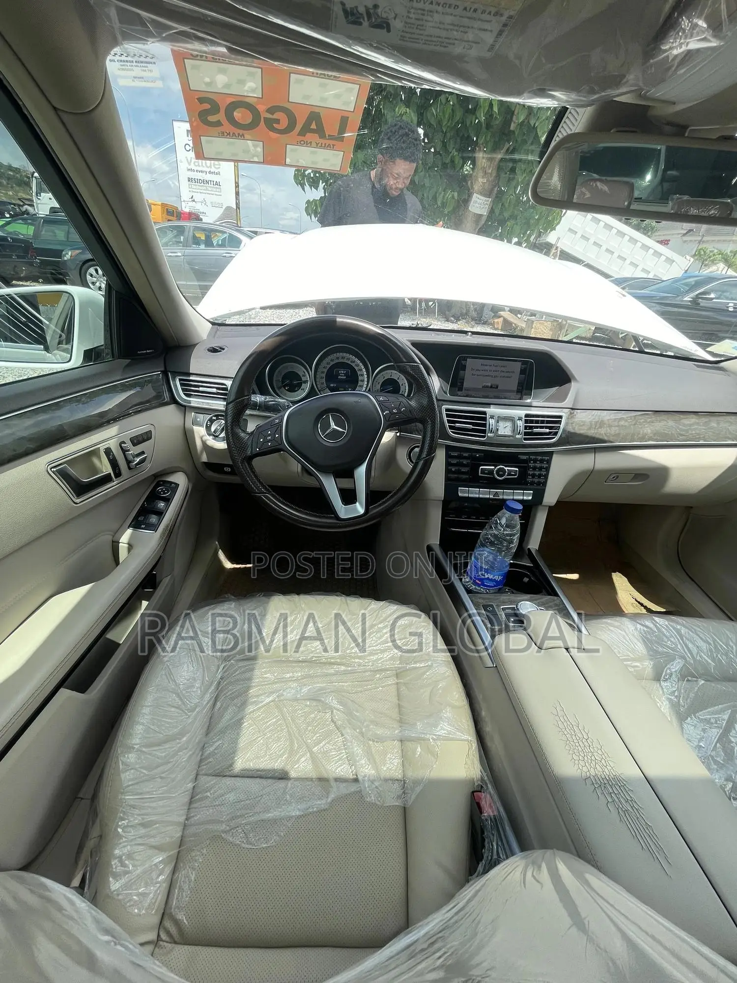 Mercedes-Benz E350 Base 4Matic Sedan AWD (3.5L 6cyl 7A) 2014 White