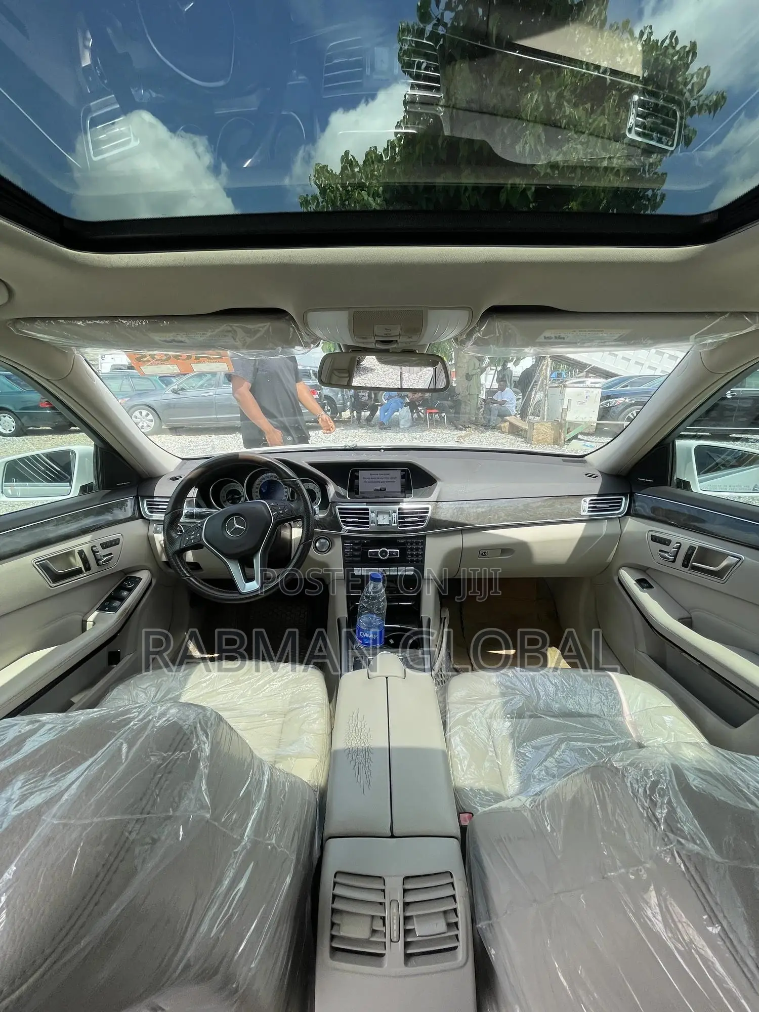 Mercedes-Benz E350 Base 4Matic Sedan AWD (3.5L 6cyl 7A) 2014 White