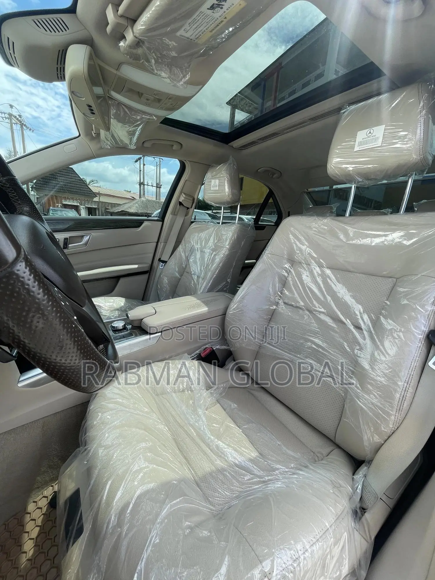 Mercedes-Benz E350 Base 4Matic Sedan AWD (3.5L 6cyl 7A) 2014 White