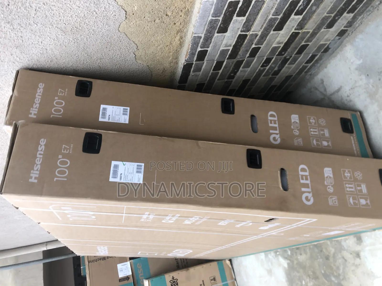 Hisense 100 Inches (Tv 100 E7n)