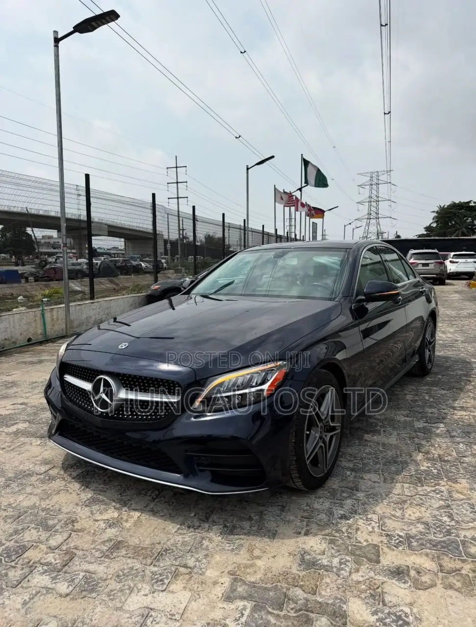 Mercedes-Benz C300 2020 Black