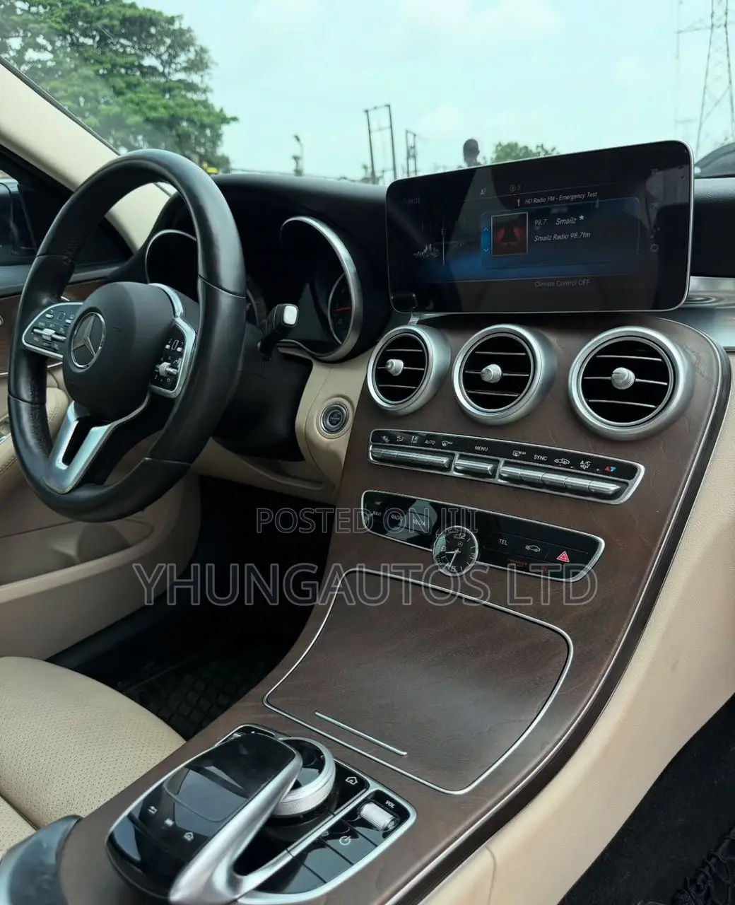 Mercedes-Benz C300 2020 Black