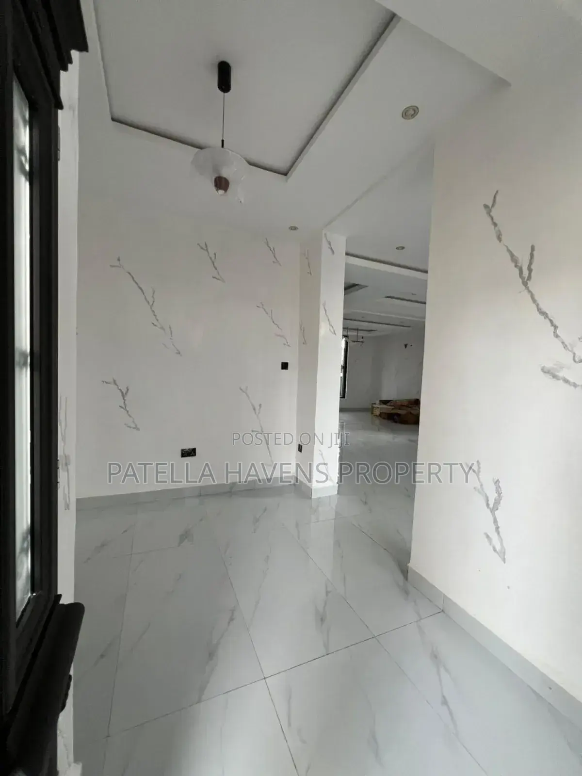6bdrm Duplex in Apo Resettlement for sale