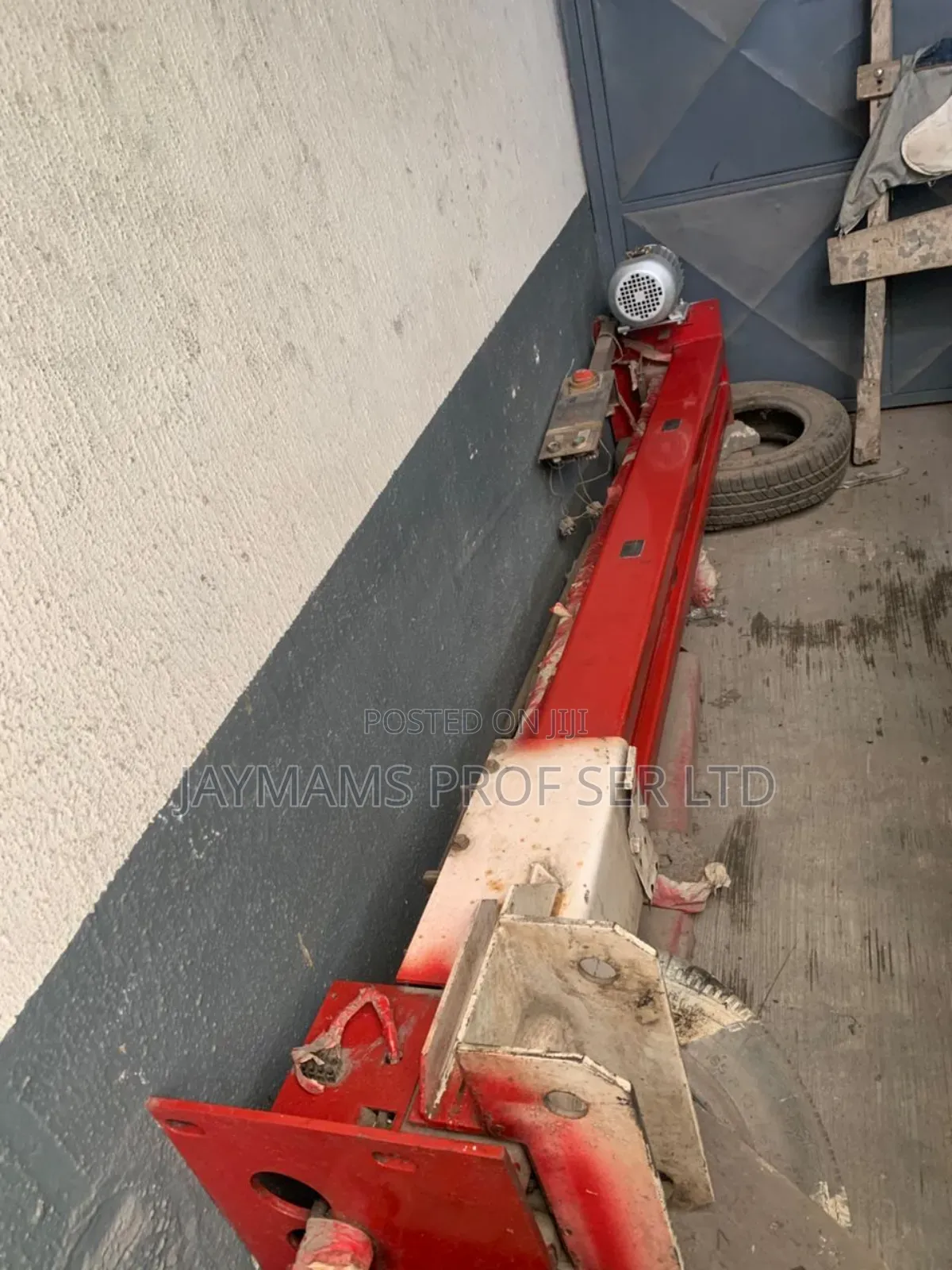 2 Pole Car Lift 2.5 Tons