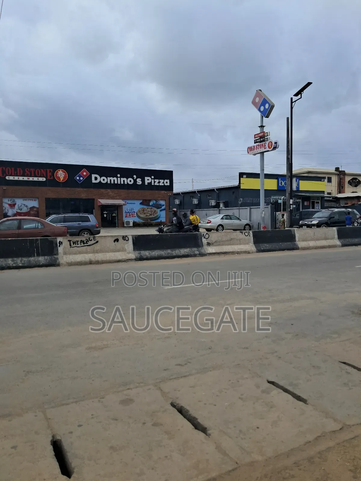 9bdrm Duplex in Prototype Estate for sale