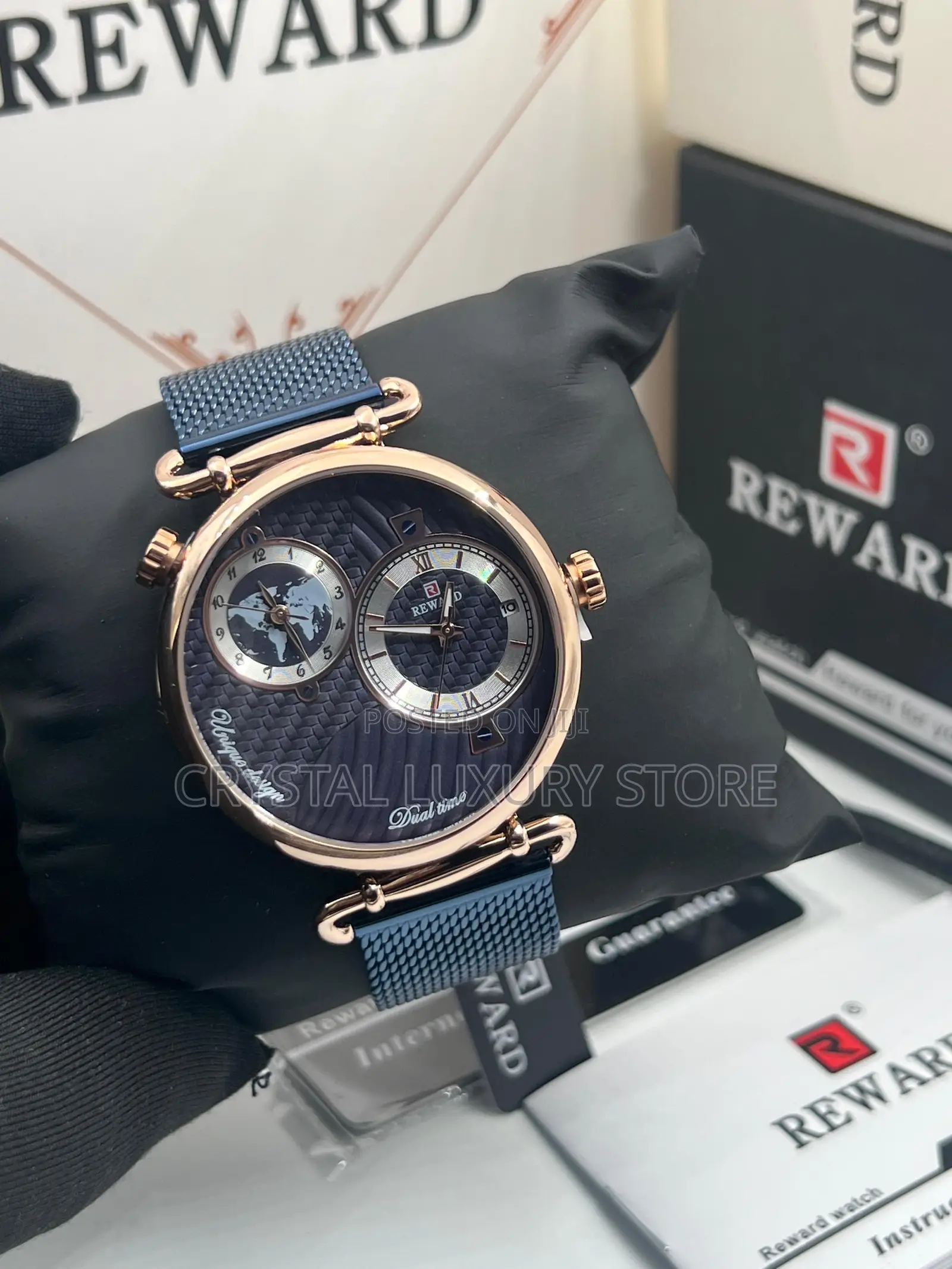 Reward Quality Men Chain Strap Wristwatch