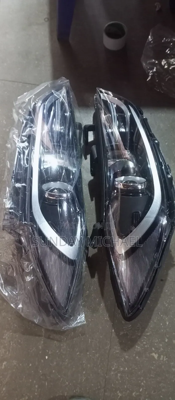 Headlight Set for Hyundai Elantra 2017