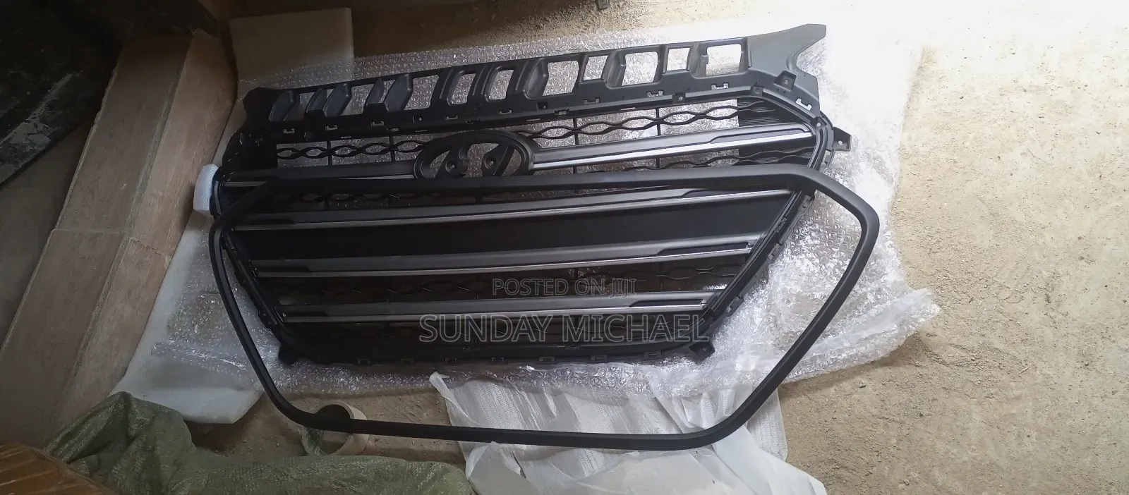 Front Grille Hyundai Elantra Gt With Chrome 2012 Model