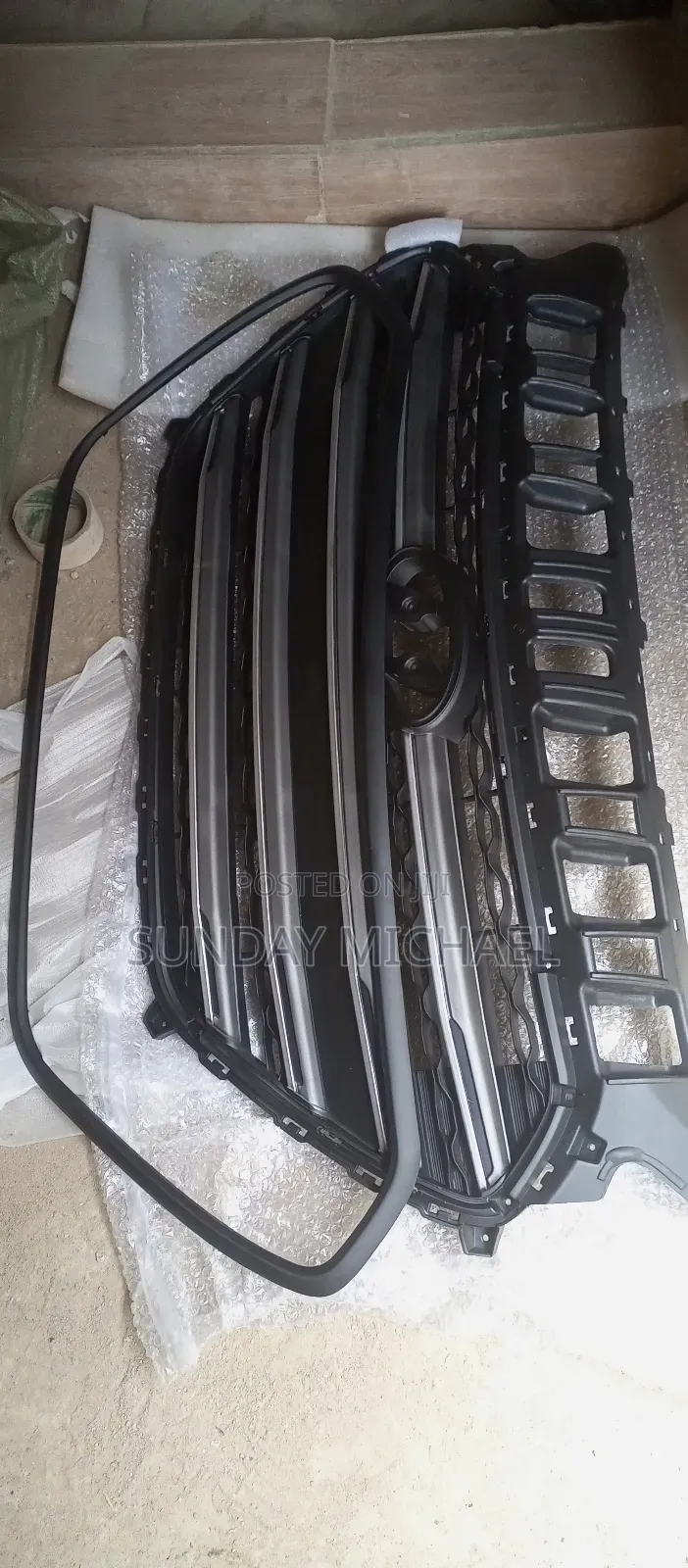 Front Grille Hyundai Elantra Gt With Chrome 2012 Model