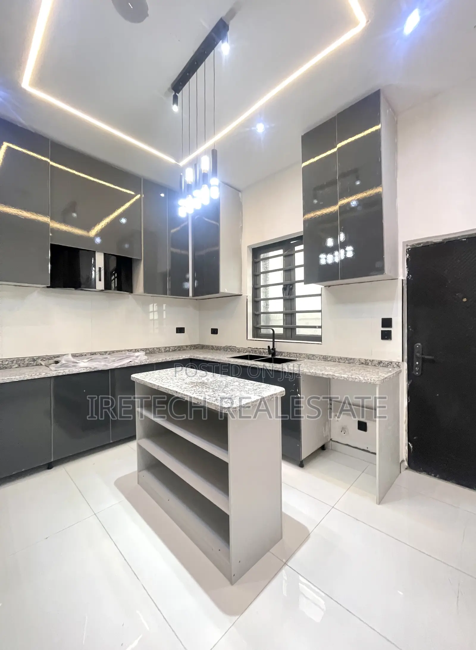 4bdrm Duplex in Ajah In A Call To for sale