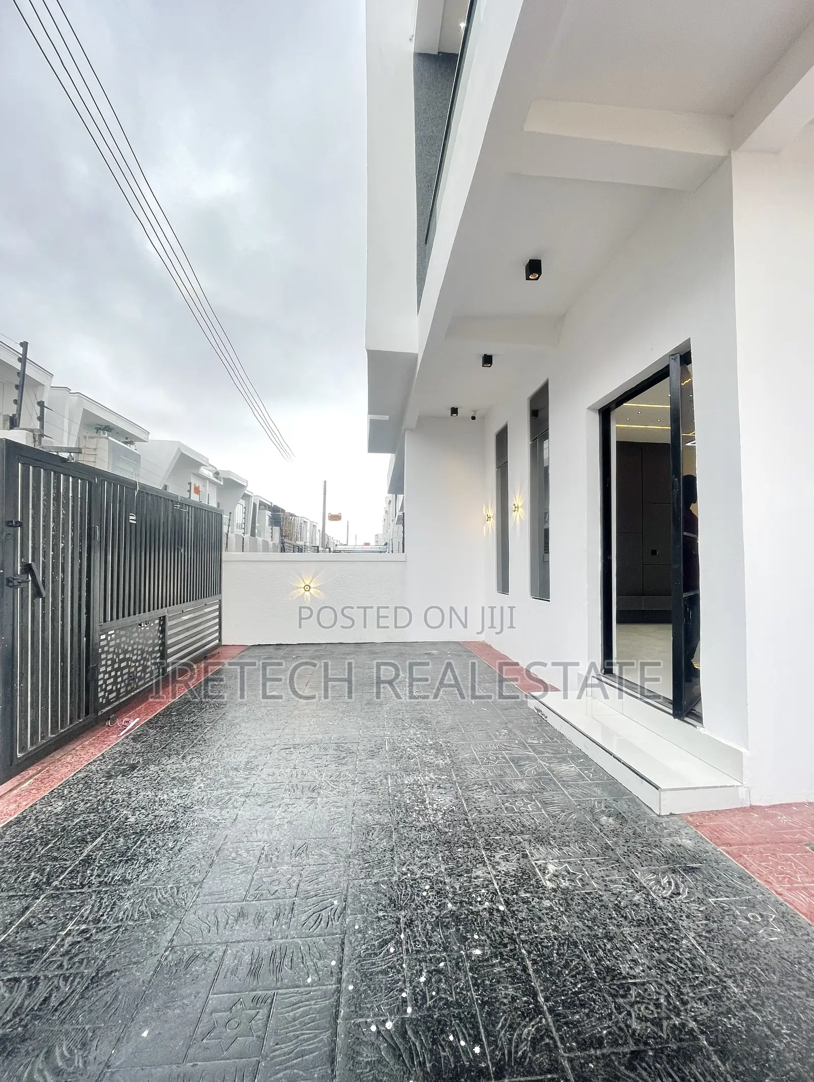 4bdrm Duplex in Ajah In A Call To for sale