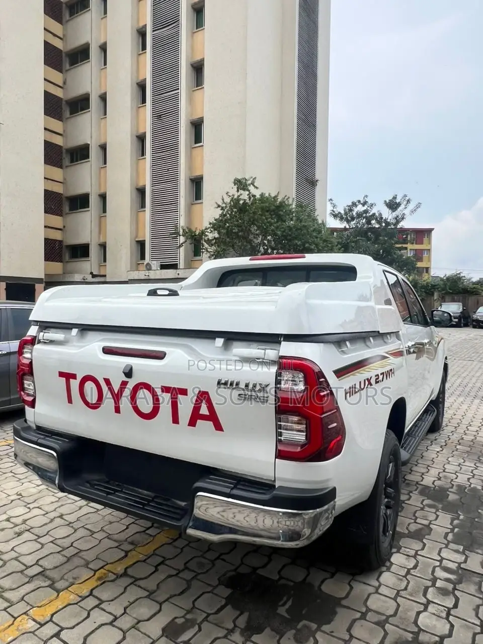 New Toyota Hilux 2024 White