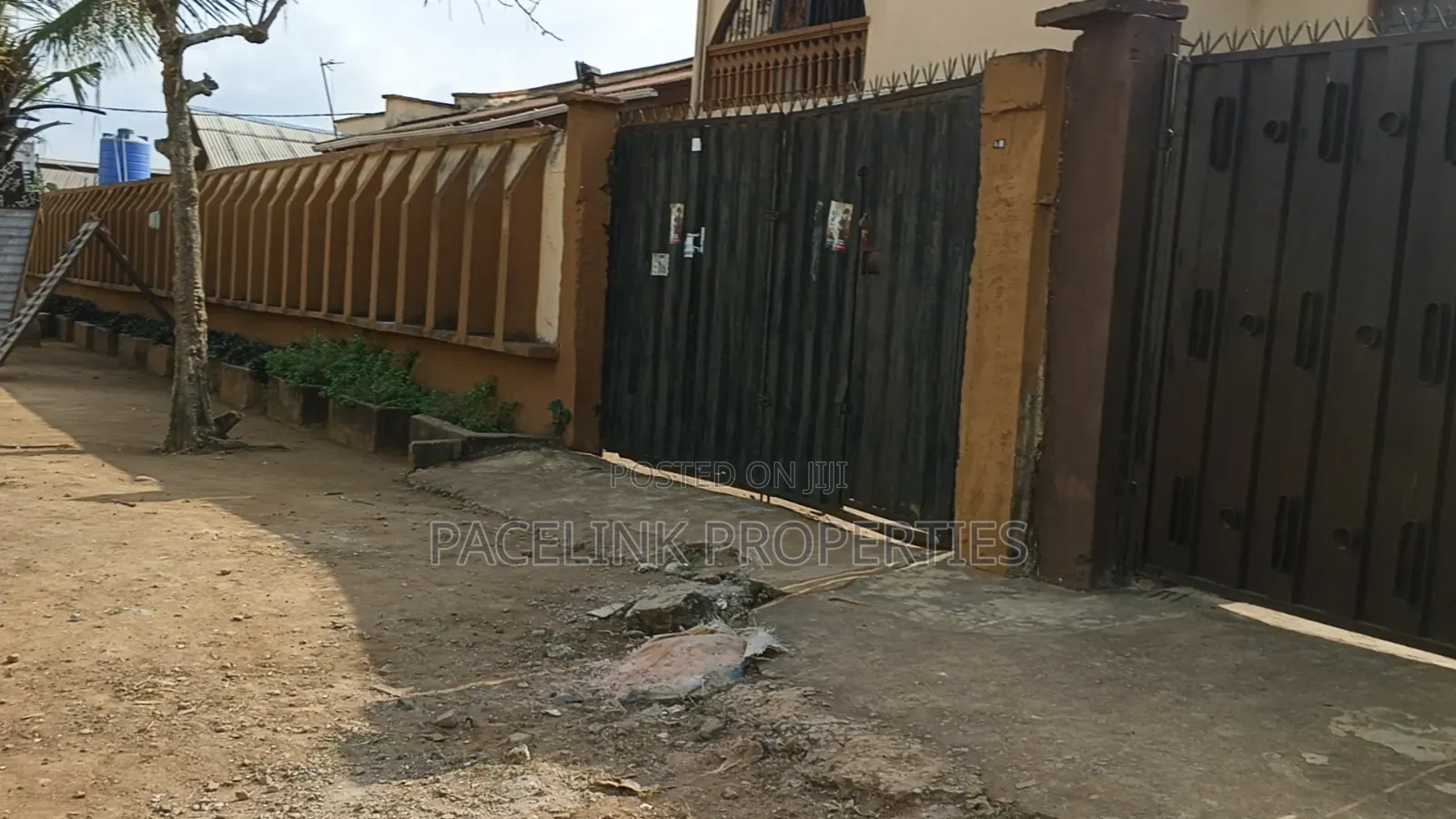 12bdrm Block of Flats in Ipaja for sale