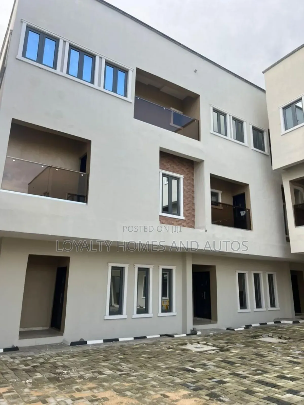 4bdrm Duplex in Gbagada Lagos for sale