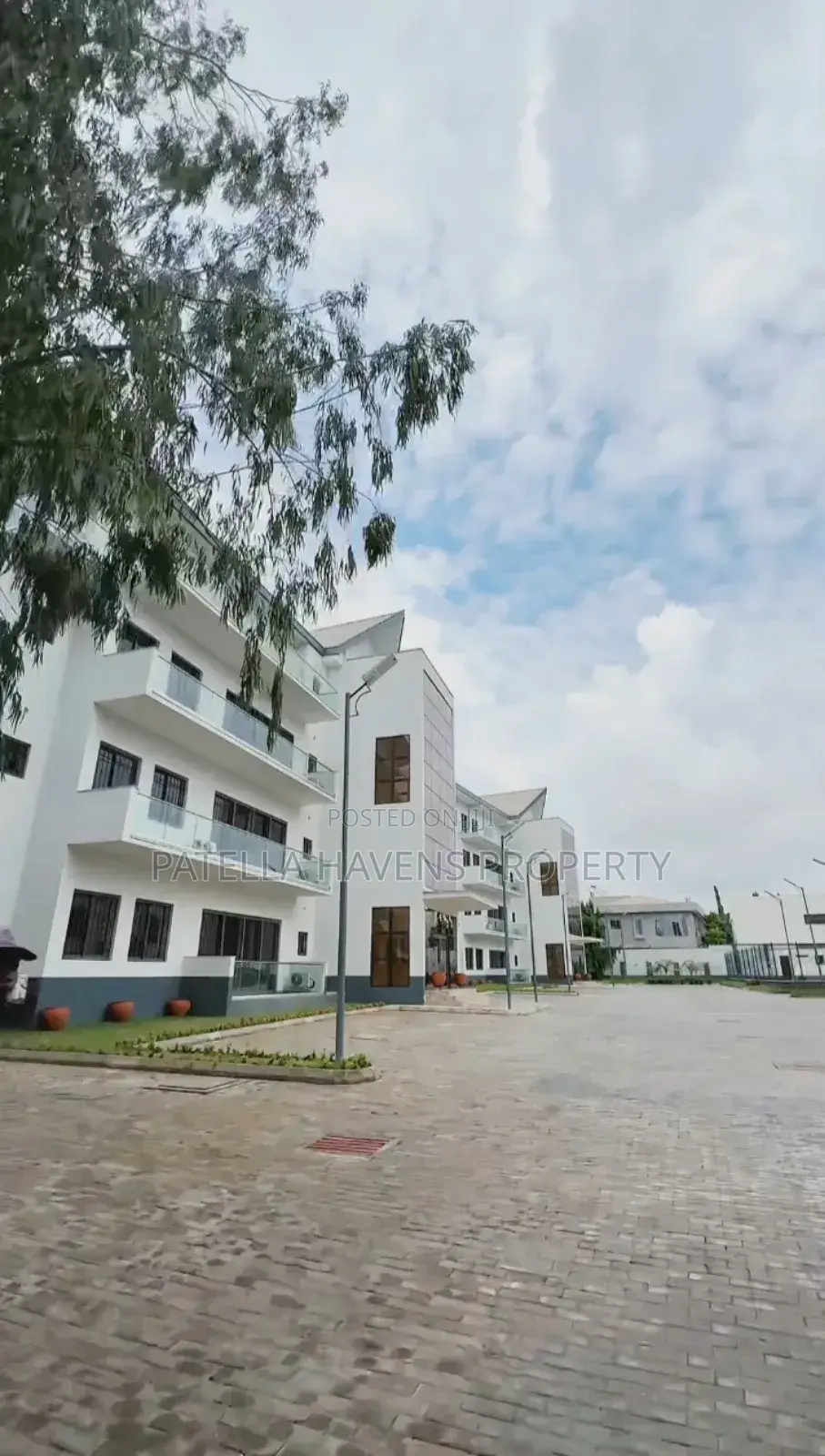 Commercial Space for Large Staff for Rent in Asokoro