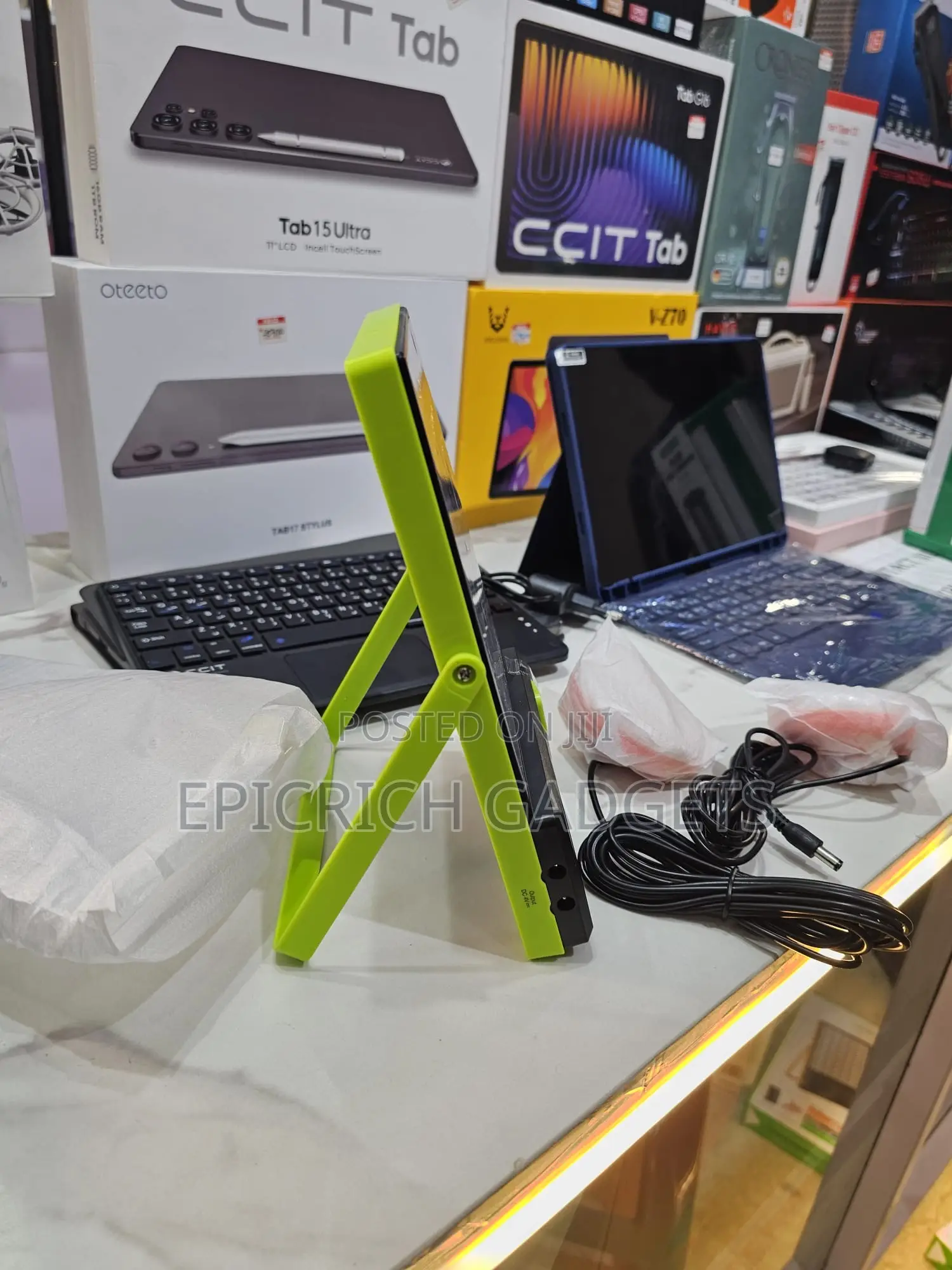 Solar Powered Rechargeable Led Lamp With Panel