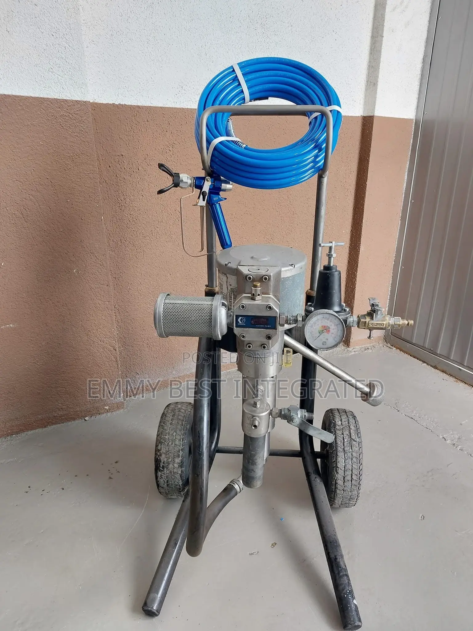 Airless Spray Painting Machine.