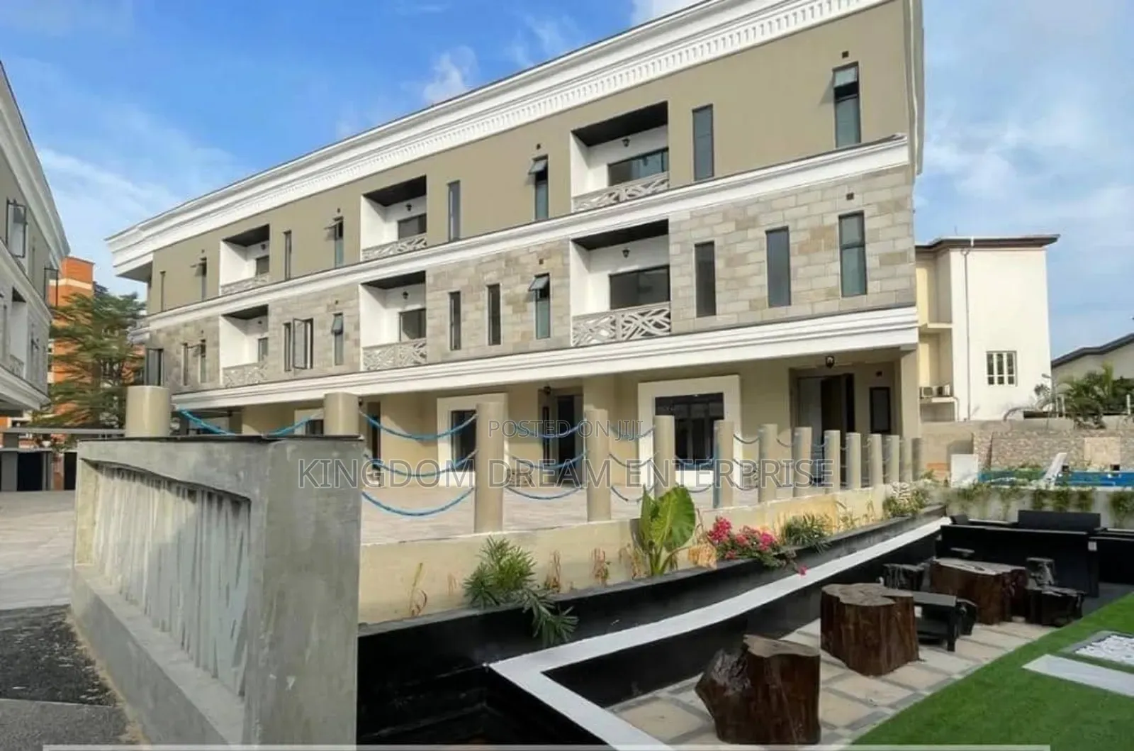 5bdrm Duplex in Parkview Estate for rent