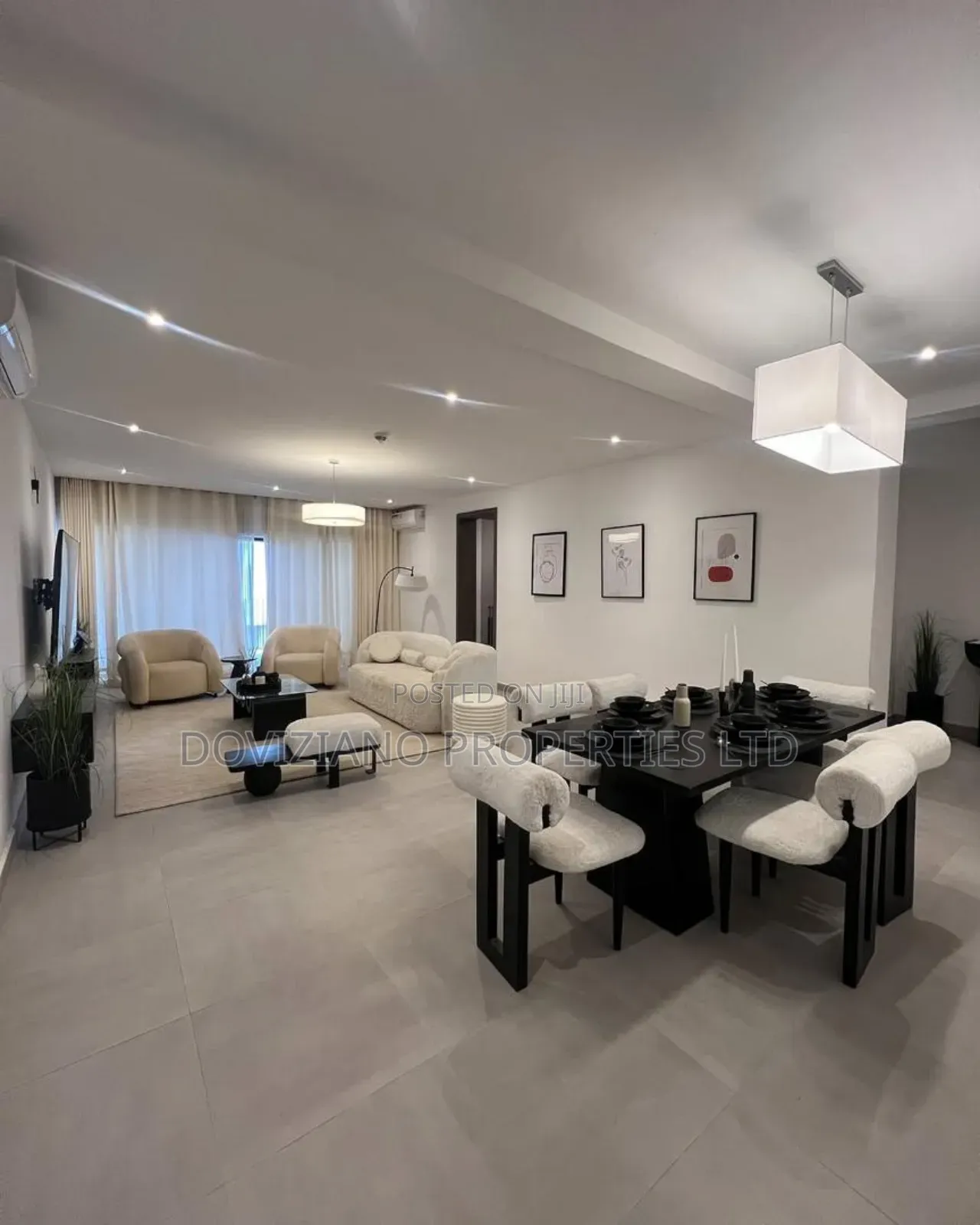 Furnished 3bdrm Apartment in Lekki Phase 1 for sale