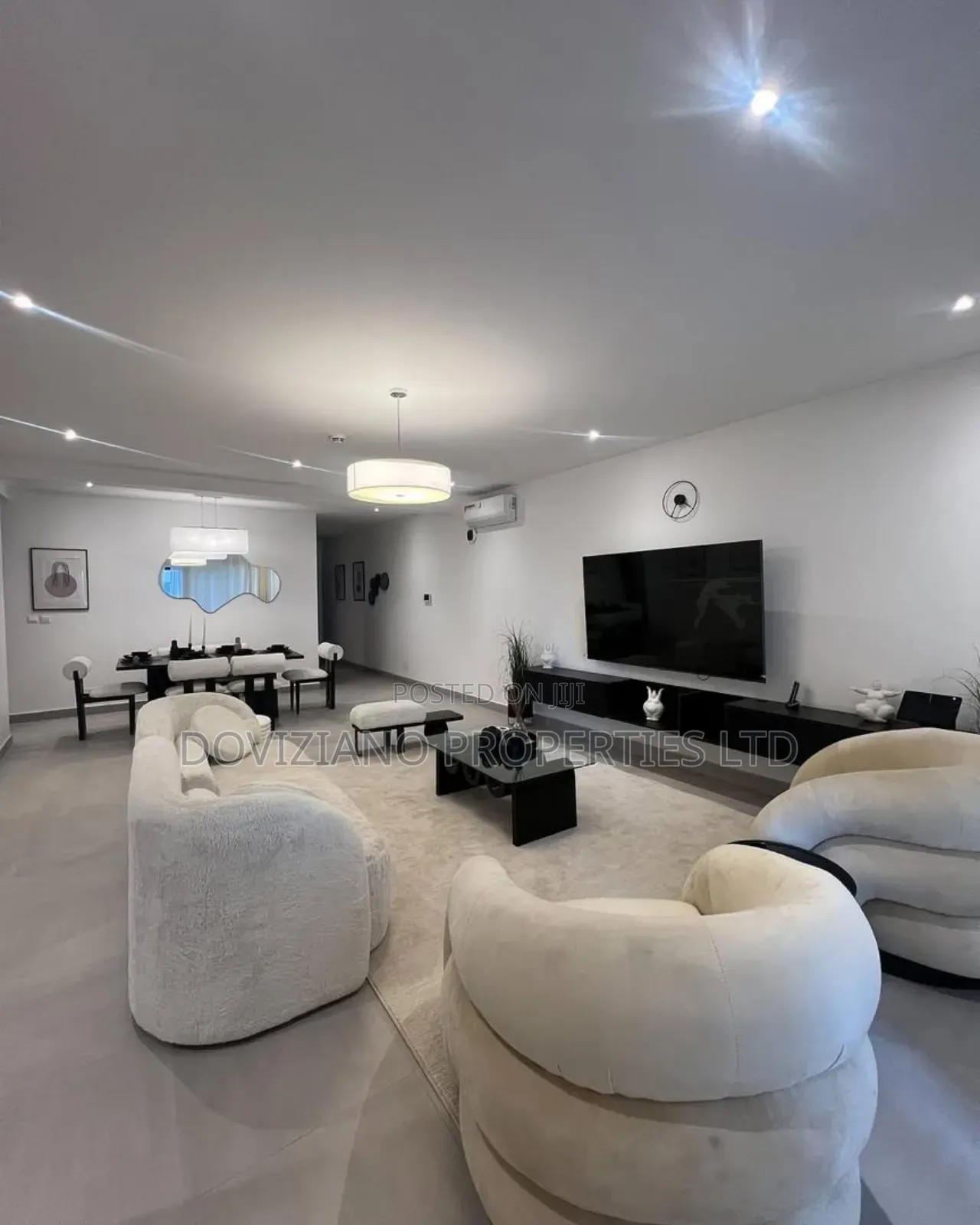 Furnished 3bdrm Apartment in Lekki Phase 1 for sale