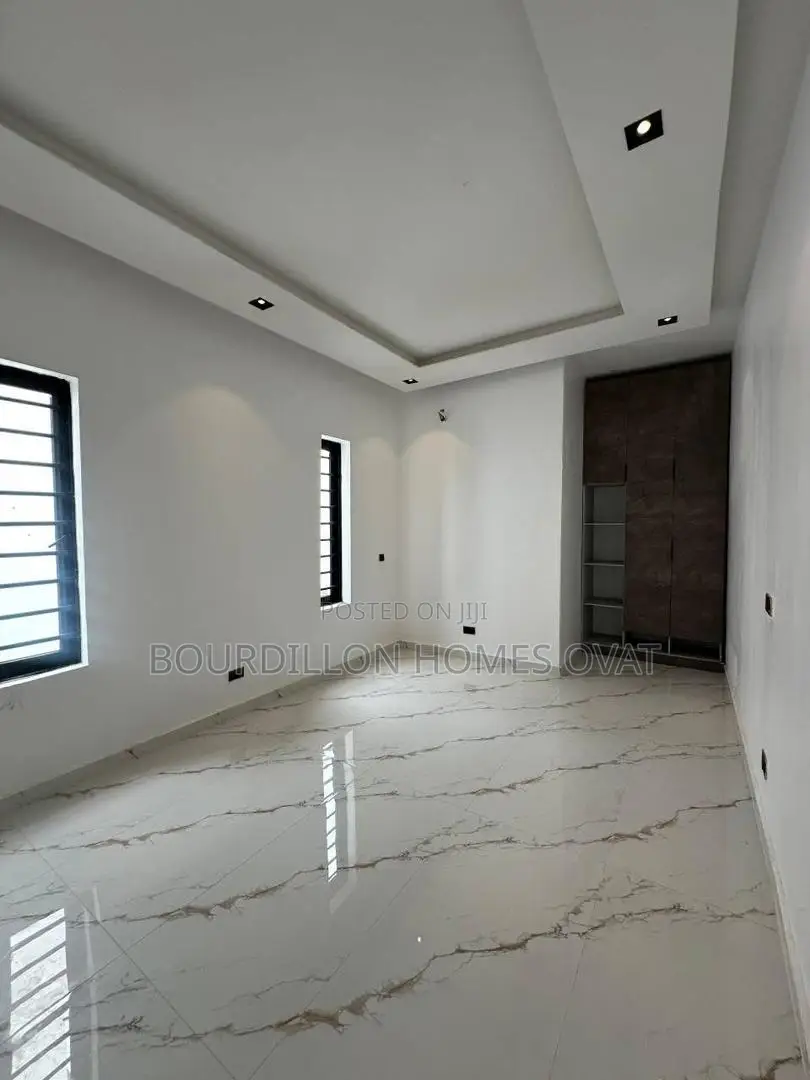 4bdrm Duplex in Ado / Ajah for sale