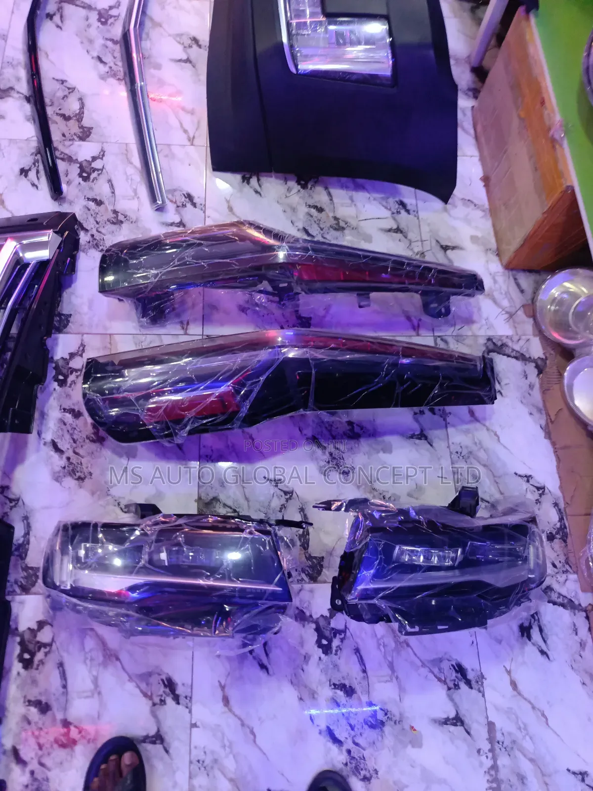 Cadillac Escalade Headlights And Taillights 2021/2024
