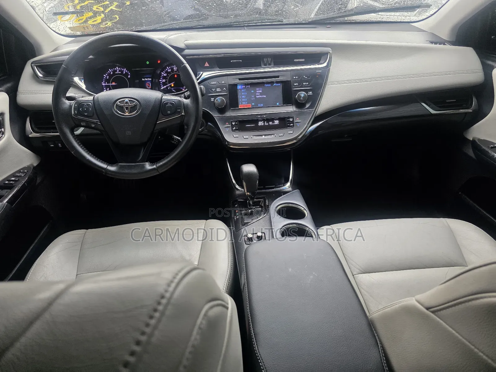 Toyota Avalon XLE Sedar FWD (3.5L 6cyl 6A) 2013 Burgundy