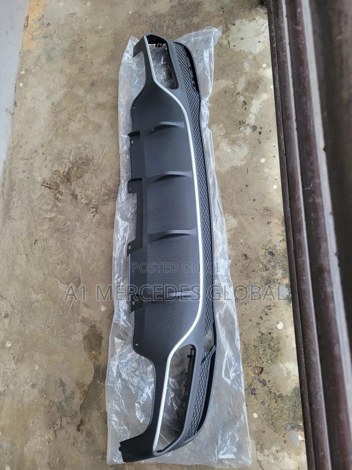 Mercedes-Benz Gle Back Bumper Down Double Exhaust